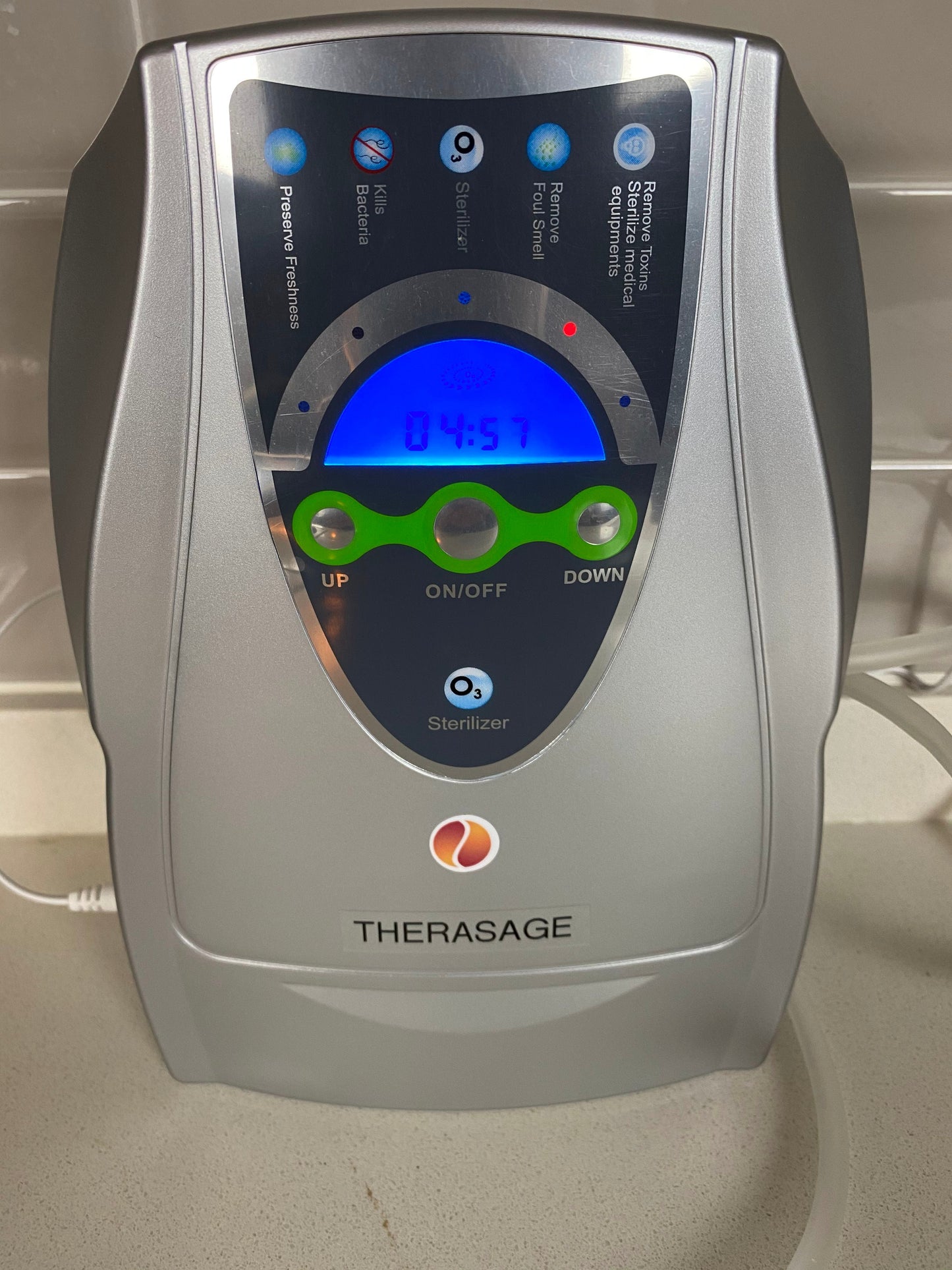 TheraO3 - Bubbler (Worldwide 110v-240v, North America Plug Included) by Therasage