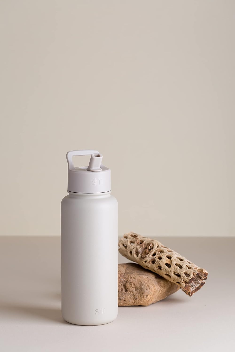 Simple Modern Water Bottle with Straw and Chug Lid 18-32oz Options